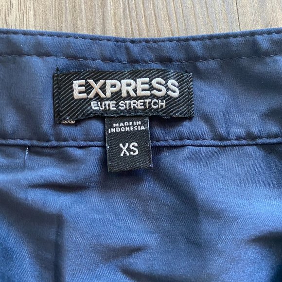 Express Elite Stretch Ruffle Blouse - Picture 2 of 10